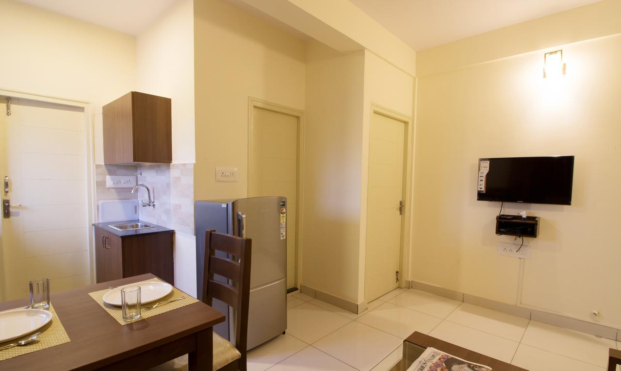 Treebo Trend Mel'S Suites Indiranagar Bangalore Exterior foto